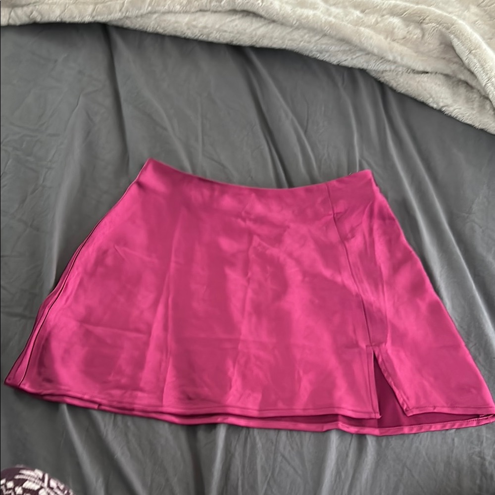 NWT Women’s Lulu's Pink A-Line Mini Skirt with Slit for Cocktail